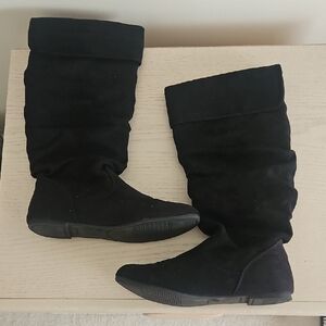 Black Slouchy Boots